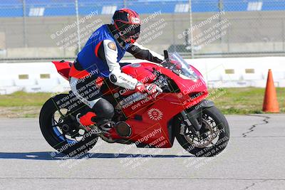 media/Jan-20-2023-Fastrack Riders (Fri) [[f2ad32aba3]]/Level 1/session 3 turn 9/